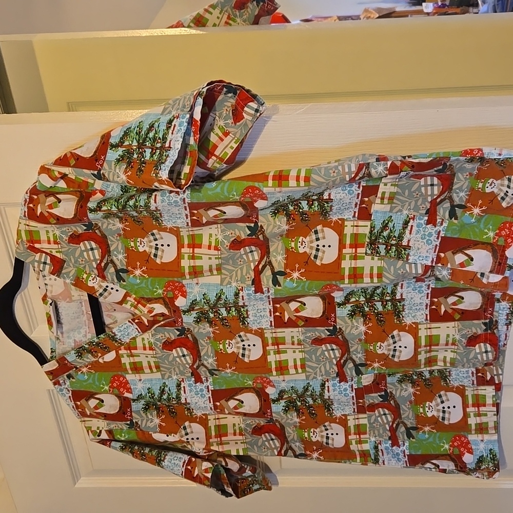 Scrub top holiday